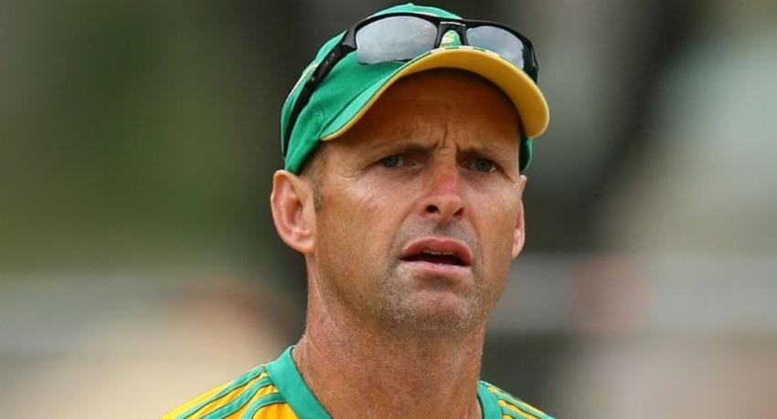 இலங்கை அணியின் புதிய பயிற்சிவிப்பாளர்